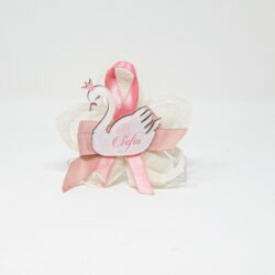 Cigno Nascita Rosa in Plexiglas in versione accessorio per Bomboniera Regplex Personalizzabile - immagine 2