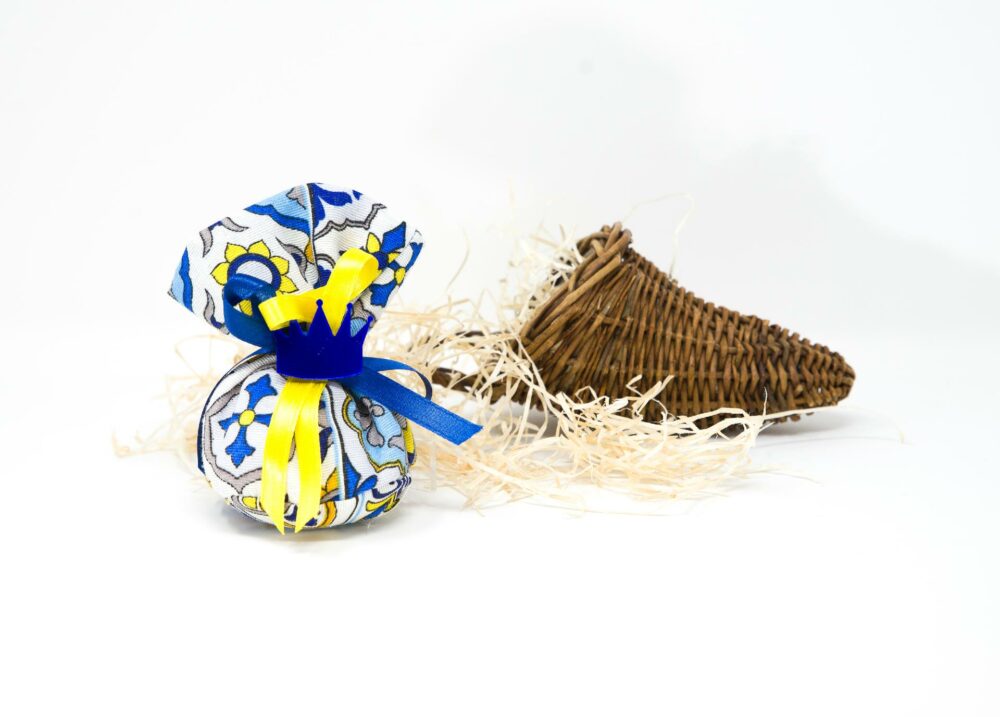 Corona in Plexiglas in versione accessorio per Bomboniera Regplex Personalizzabile - immagine 3