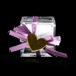Cuore in Plexiglas in versione accessorio per Bomboniera Regplex Personalizzabile - immagine 3