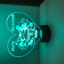 Lampada a Cuore per Innamorati con Scritta Personalizzata Regplex Base LED RGB - immagine 3