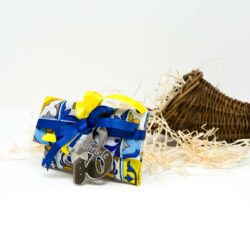 Numerino con Papillon in Plexiglas in versione accessorio per Bomboniera Regplex Personalizzabile - immagine 2