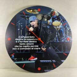 Orologio da parete in Plexiglass Regplex Vasco Rossi - immagine 2