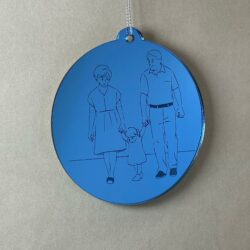 Pallina di Natale con incisione Famiglia Regplex in Plexiglas PN-56 - immagine 3