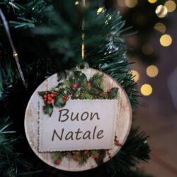 Pallina di Natale con stampa cartolina di augurio - Buon Natale - Regplex in Plexiglas PN-30 - immagine 2
