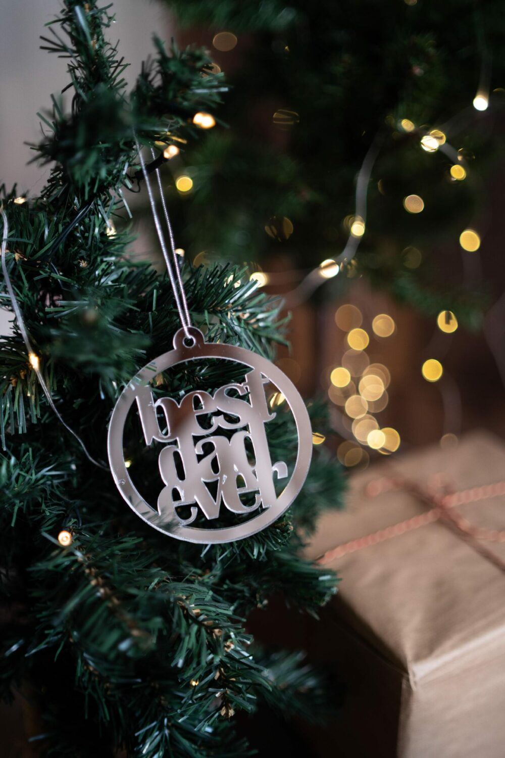Pallina di Natale specchiata con incisione BEST DAD EVER Regplex in Plexiglas  PN-16 - immagine 2