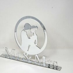 Scritta Mr & Mrs in Plexiglas Regplex Sposi e Anello
