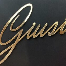 scritte in plexiglass Regplex linea scritte - immagine 2